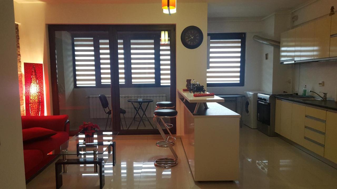 Apartament Lenus'k Apartment Bukares Ruang foto